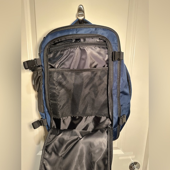 ECO HUB - Travel Backpack 🎒, Navy Blue, NWOT - Picture 11 of 14